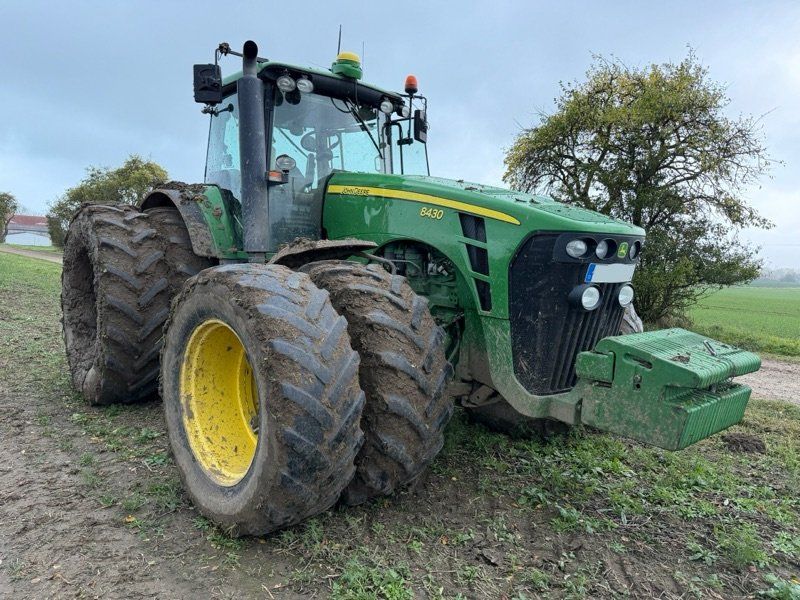 John Deere 8430 PowrShift