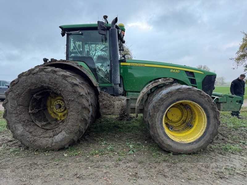 John Deere 8430 PowrShift