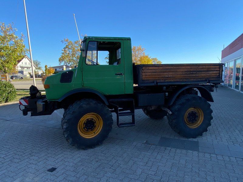 Mercedes-Benz 425
