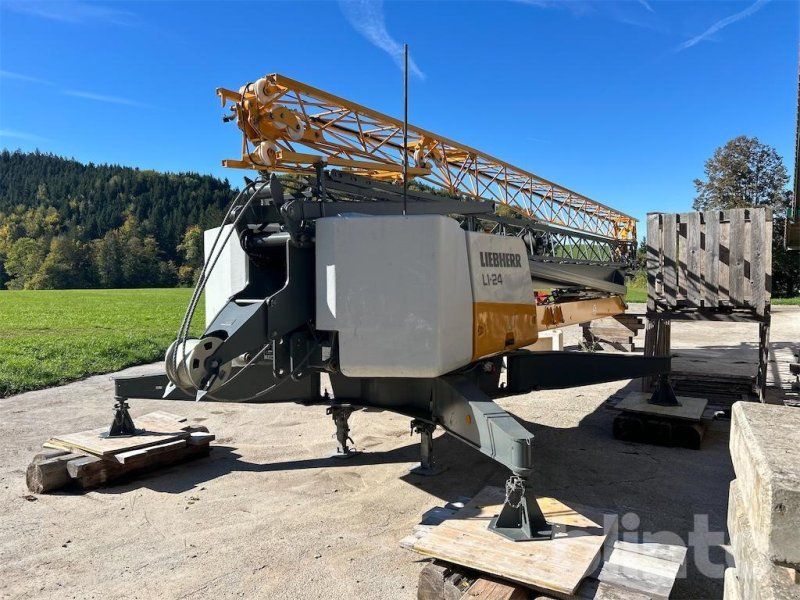 Liebherr L1-24