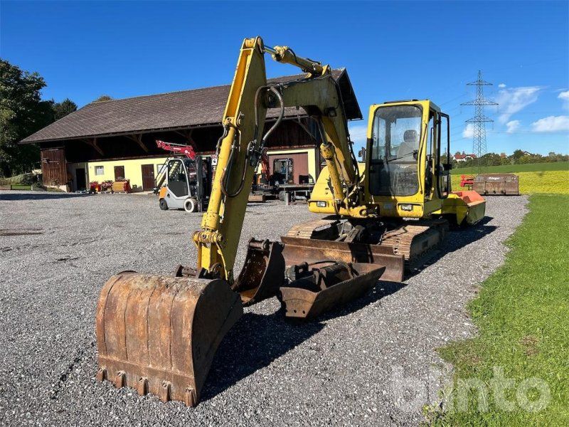 Komatsu PC 75
