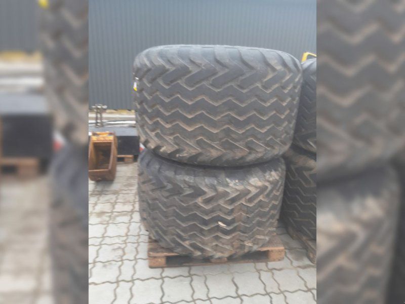 Vredestein 800/45 R26.5