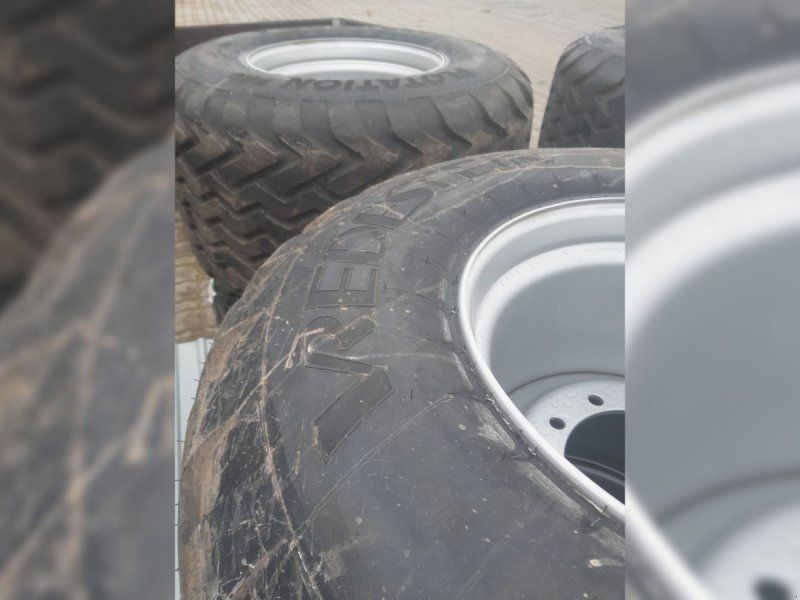 Vredestein 800/45 R26.5