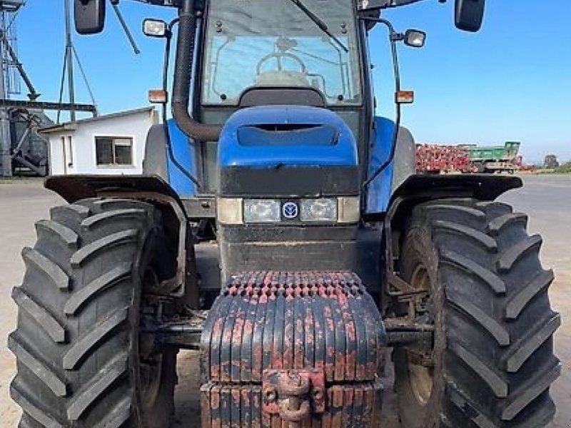 New Holland TM 155