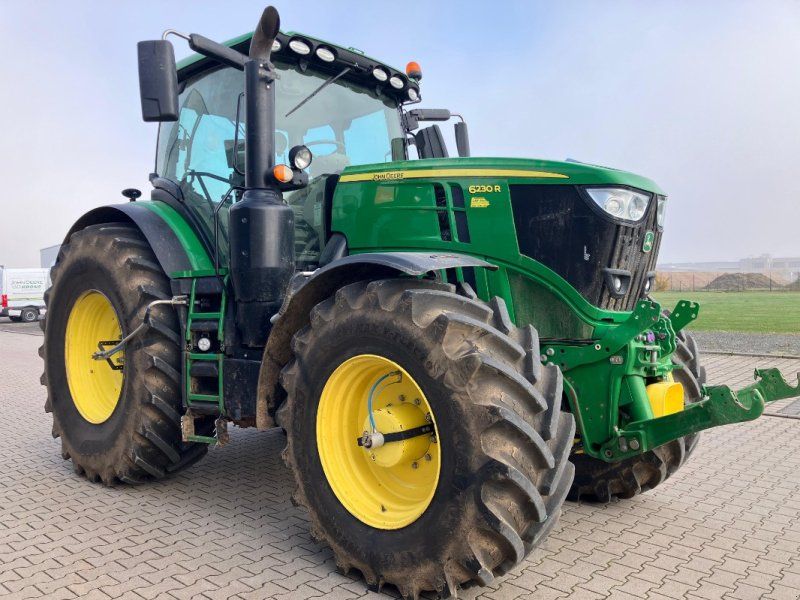 John Deere 6250R