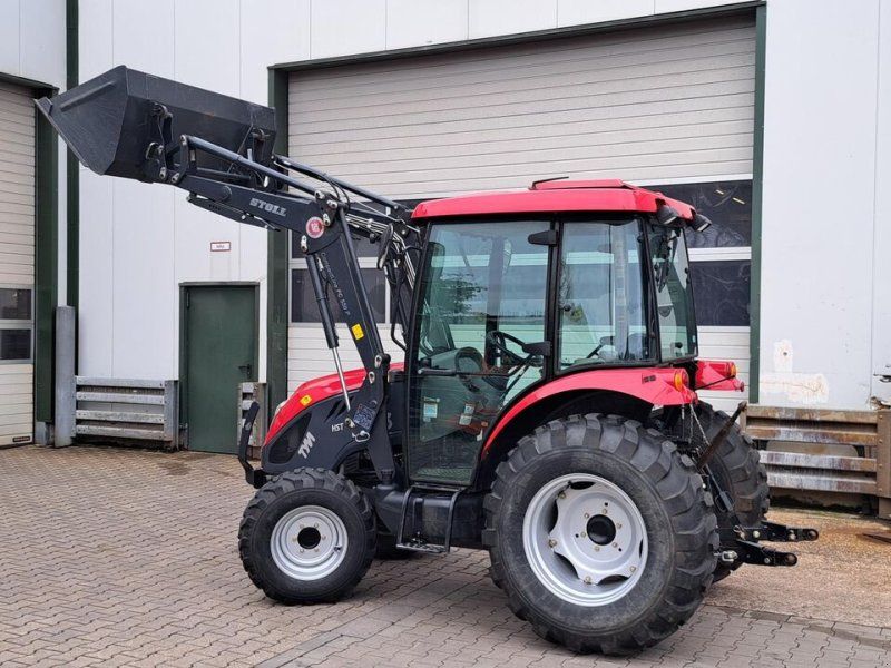 TYM T 503 HST Kabine