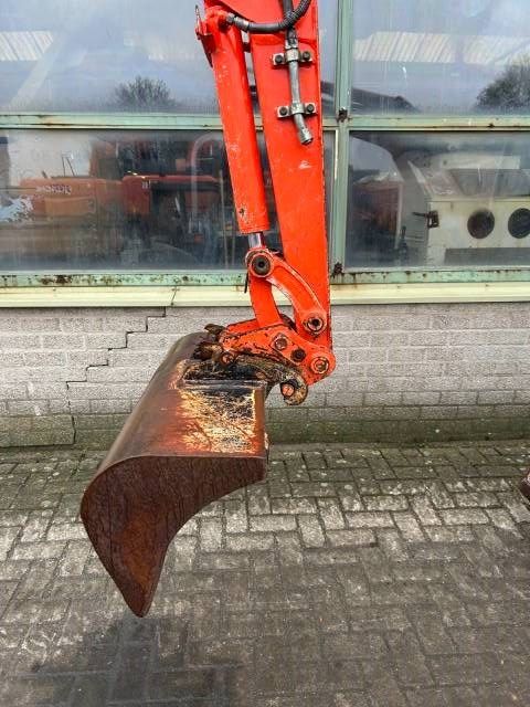Kubota KX 71-2