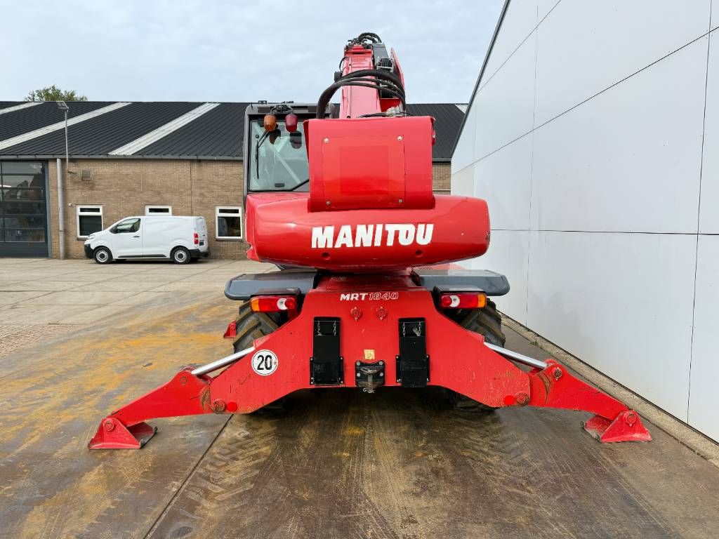 Manitou MRT1840 - Remote Control / 4 Wheel Steering