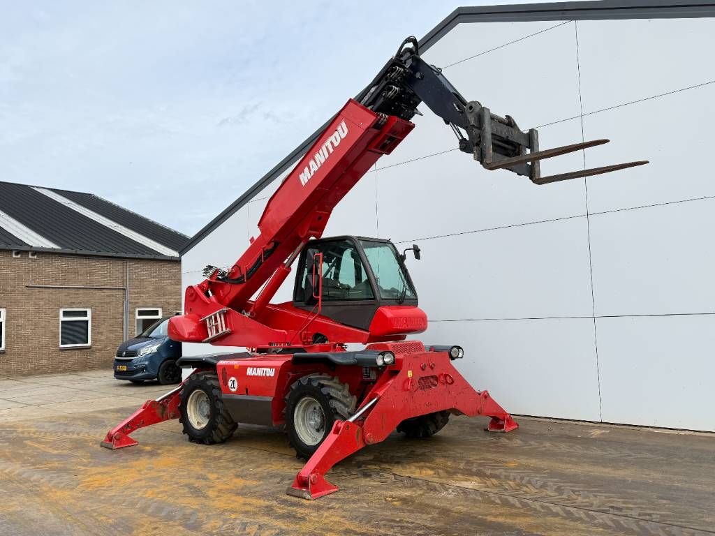 Manitou MRT1840 - Remote Control / 4 Wheel Steering