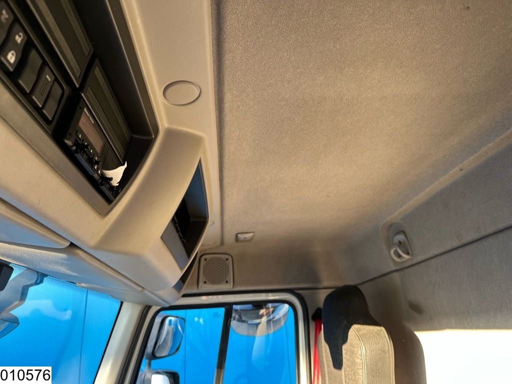 Renault D 16 280 EURO 6, Double load floor