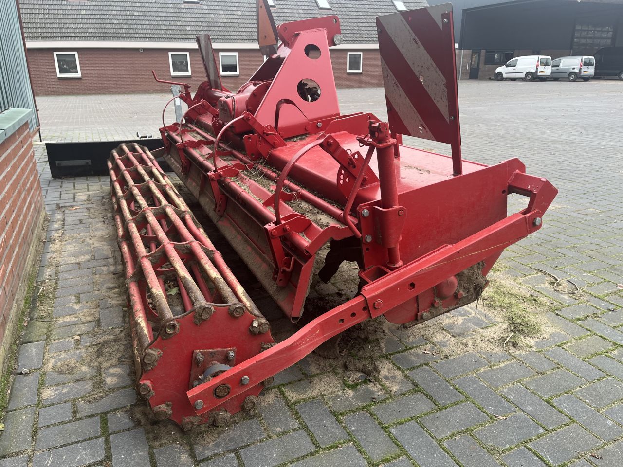 Howard HR-40