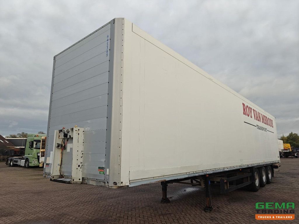 Schmitz SKO 24 Insulated Closed Box 13.6m - Double Stock - BPW Assen - Drum Brakes