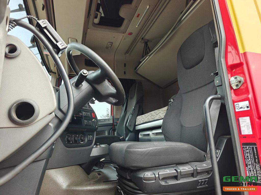DAF XF 440 FAR 6x2 SpaceCab Euro6A - Curtainside Sliding/Roof 8.1m - Tail lift 2000KG - Towing hitch - SmartTacho V2