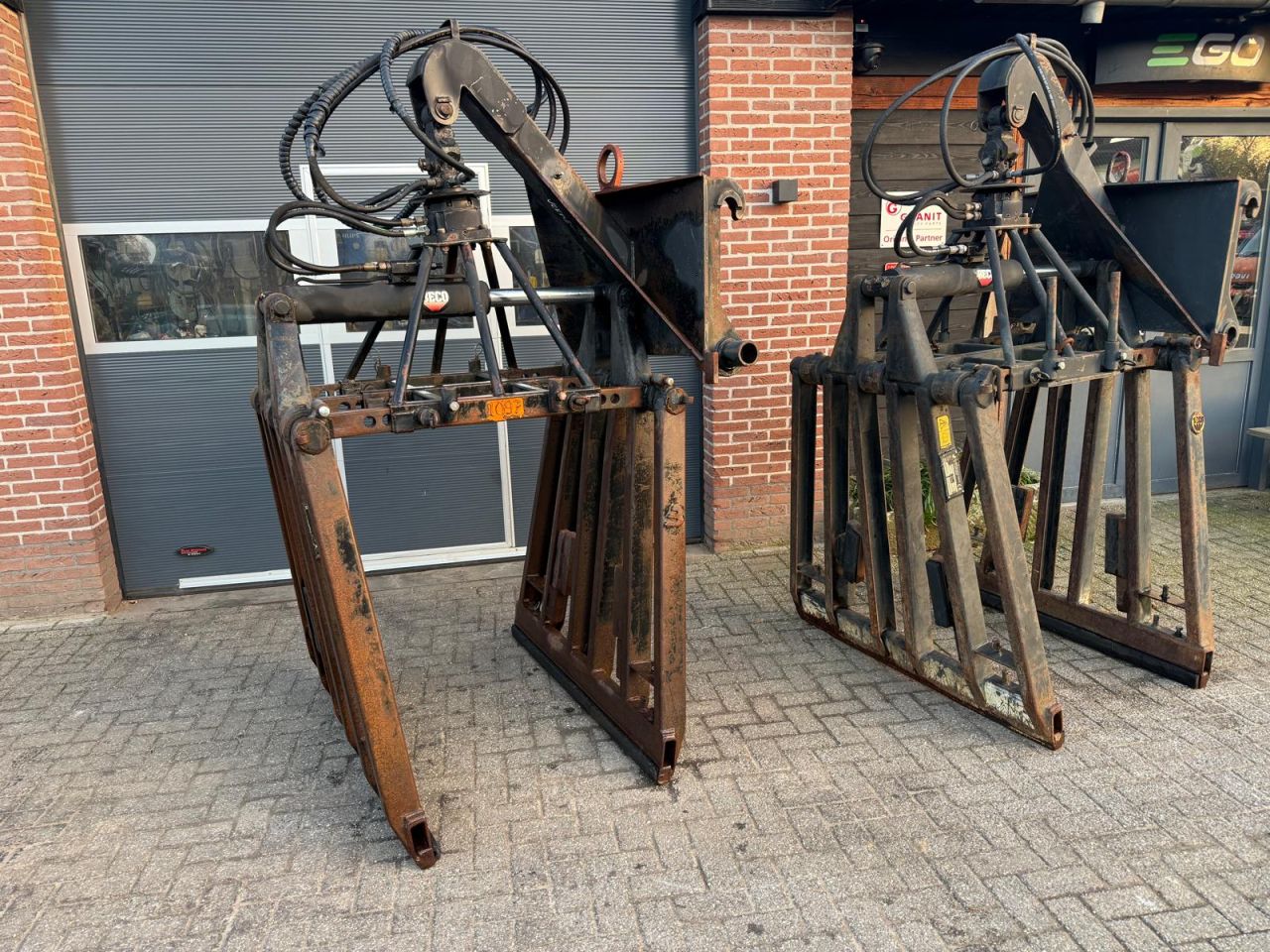 Beco stenenklem met rotator en jip Ahlmann snelwissel