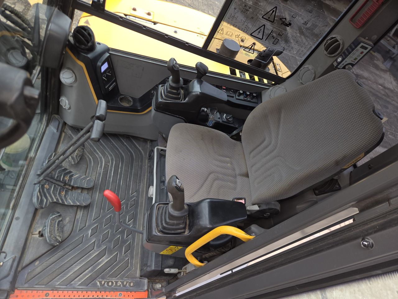 Volvo ECR58D