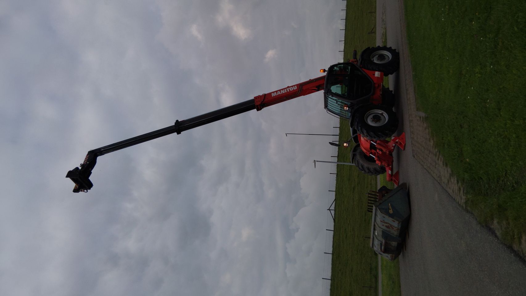 Nette complete Manitou MT1030 1e eigenaar zeer weinig uur