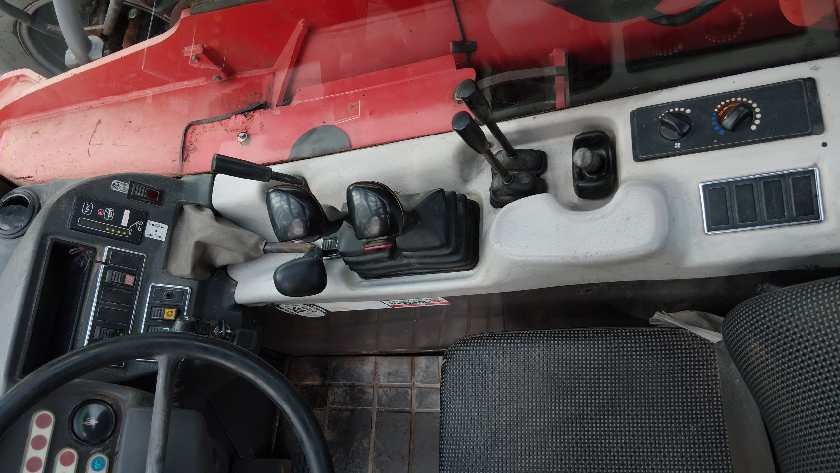 Nette complete Manitou MT1030 1e eigenaar zeer weinig uur