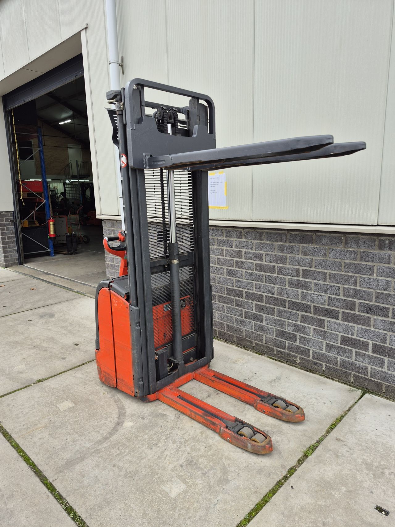 Linde L16 duplo freelift Initiale heffing 3.330 mm