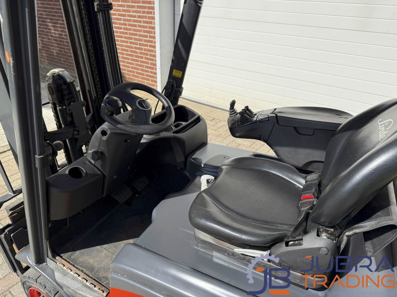Linde E16P-02 Electric Forklift | 2020 | 11300H | 1.6T | 4.62M