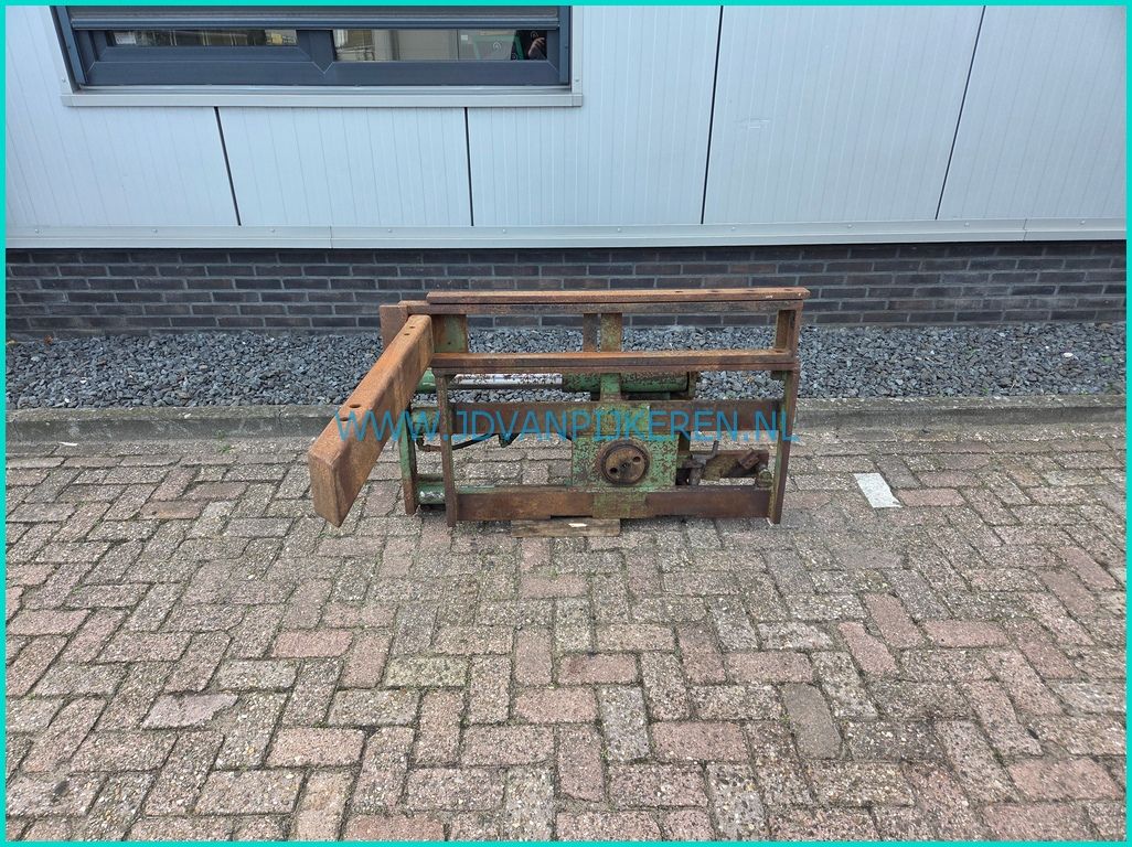 Kantelaar FEM 2 met zijarm en sideshift