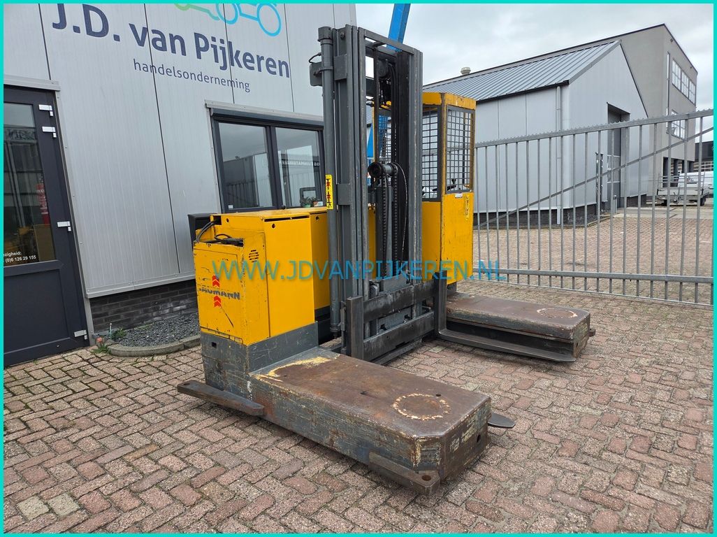 Baumann EVS30 3000kg 4-weg + triplex6m + freelift