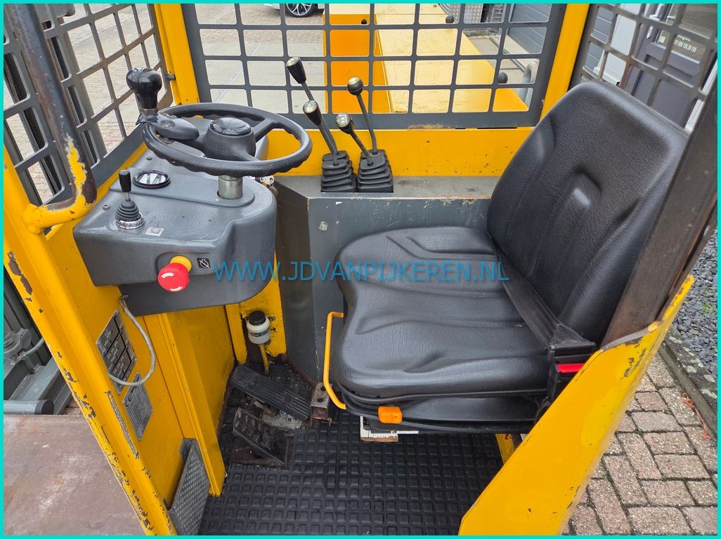 Baumann EVS30 3000kg 4-weg + triplex6m + freelift