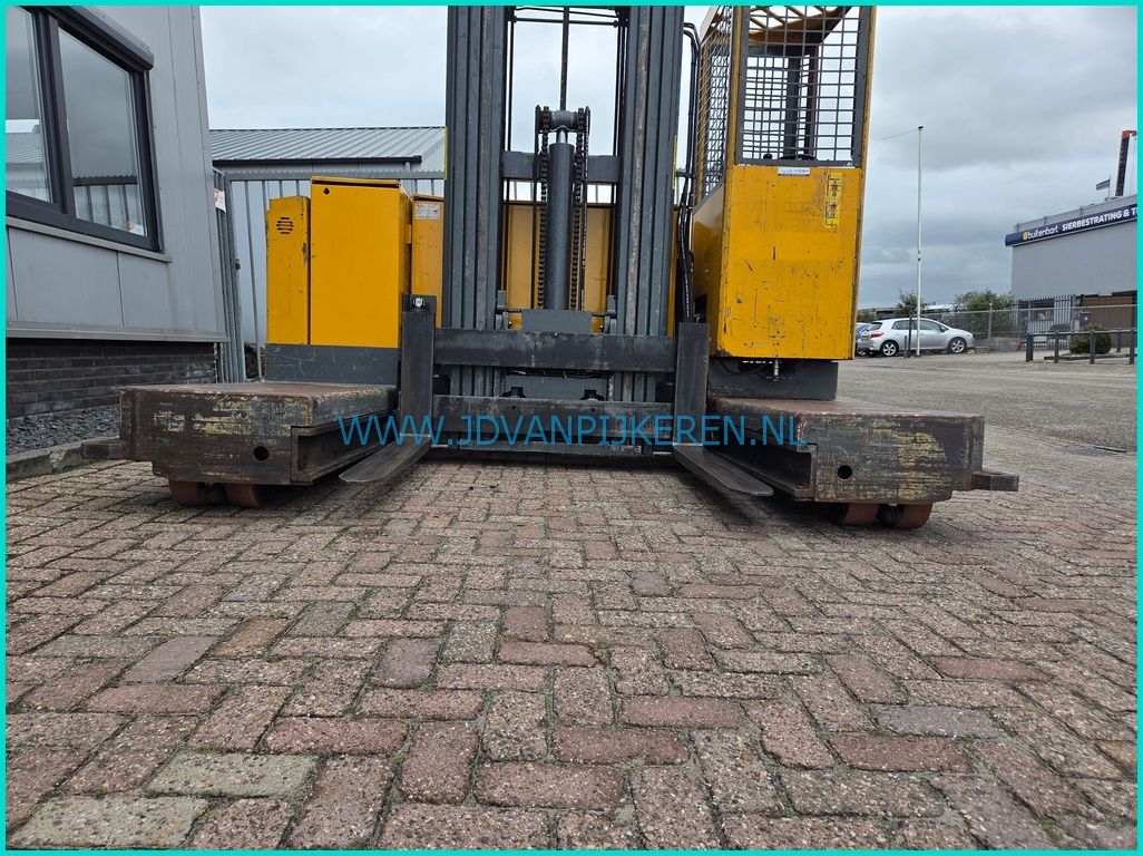 Baumann EVS30 3000kg 4-weg + triplex6m + freelift
