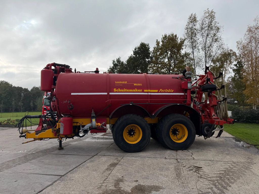 Schuitemaker Perfekta 200 Vacuumtank Evers 20 m3 Giertank Freiberger Afgifte regeling Veenhuis
