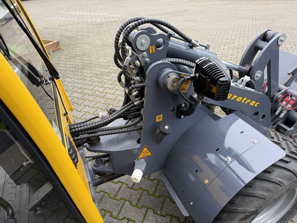 Eurotrac W12ICS