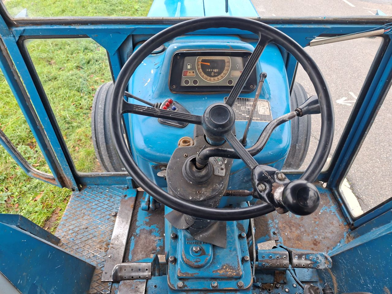 Ford 5610