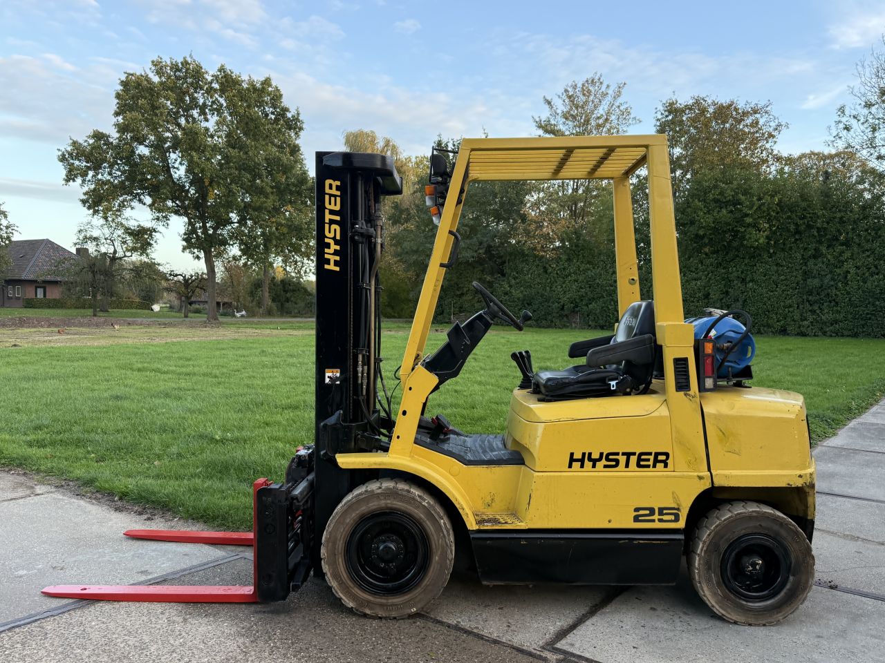 Hyster 2.5 tonner lpg heftruck 3-delig Sideshift vorkversteller