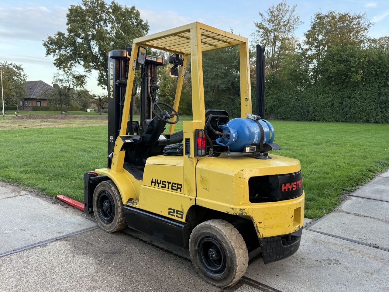 Hyster 2.5 tonner lpg heftruck 3-delig Sideshift vorkversteller
