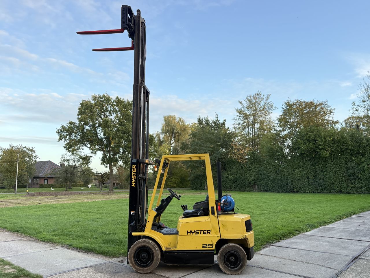Hyster 2.5 tonner lpg heftruck 3-delig Sideshift vorkversteller