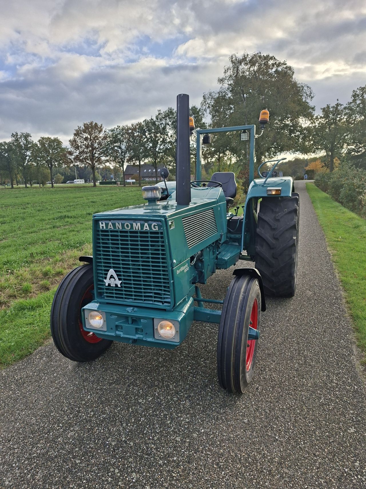 Hanomag Brilliant 601E | Refurbished | Nl Kenteken