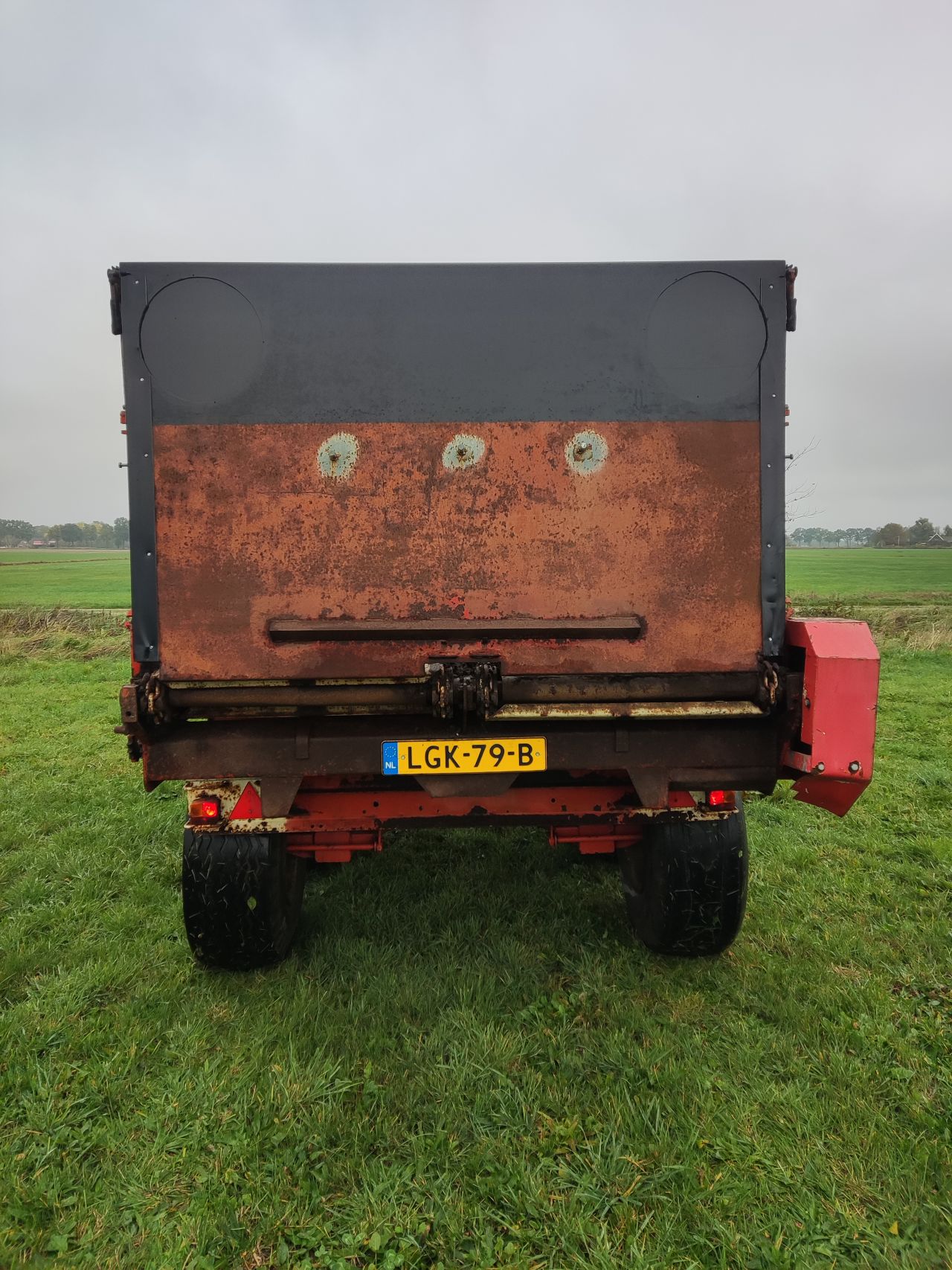 GILIBERT zelflossende wagen (type RE80CMLB, 12 ton, tandem)