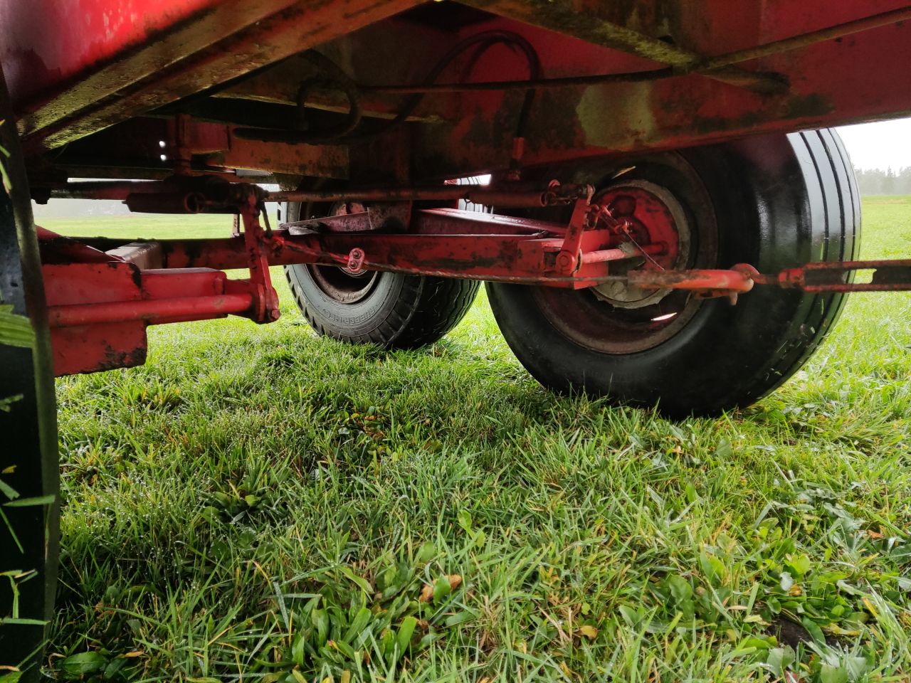 GILIBERT zelflossende wagen (type RE80CMLB, 12 ton, tandem)