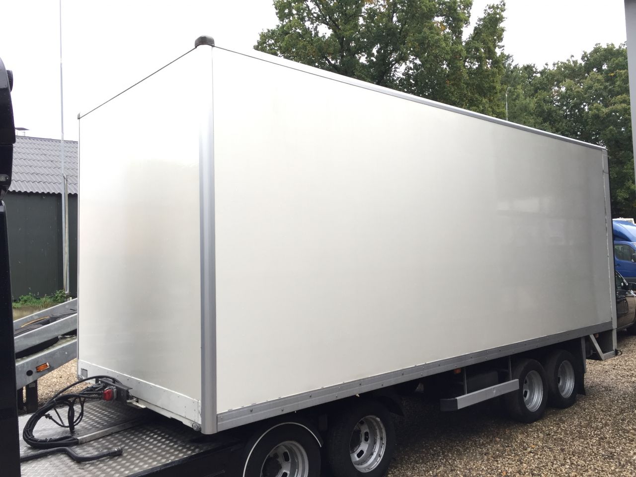 BE TREKKER jeep-as 12 ton-be oplegger jeep-as 10 ton veldhuizen