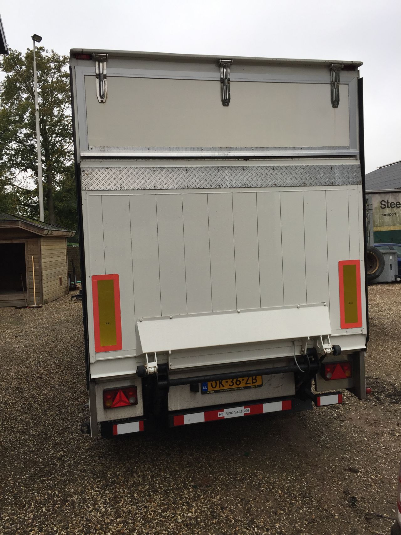 BE TREKKER jeep-as 12 ton-be oplegger jeep-as 10 ton veldhuizen