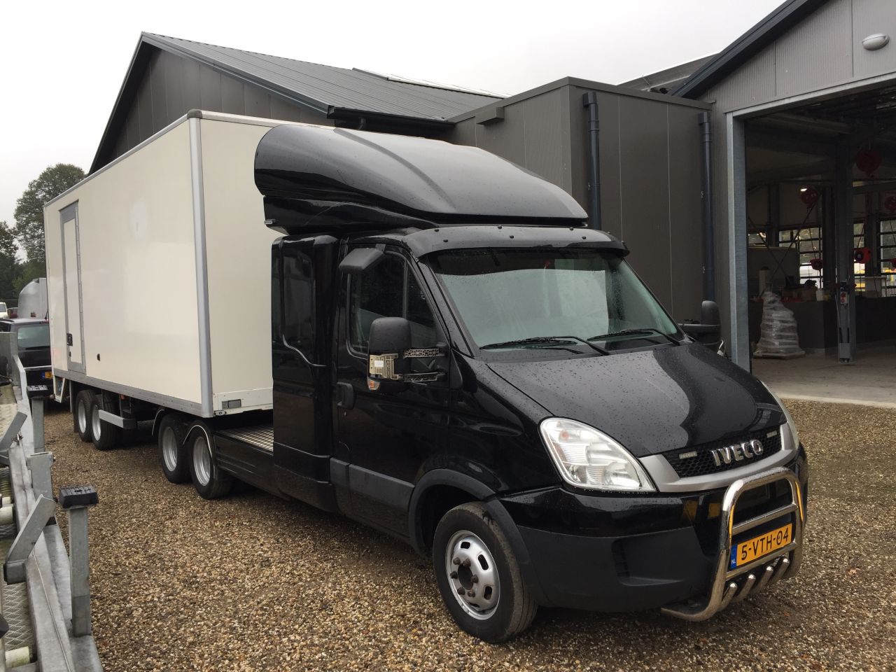BE TREKKER jeep-as 12 ton-be oplegger jeep-as 10 ton veldhuizen