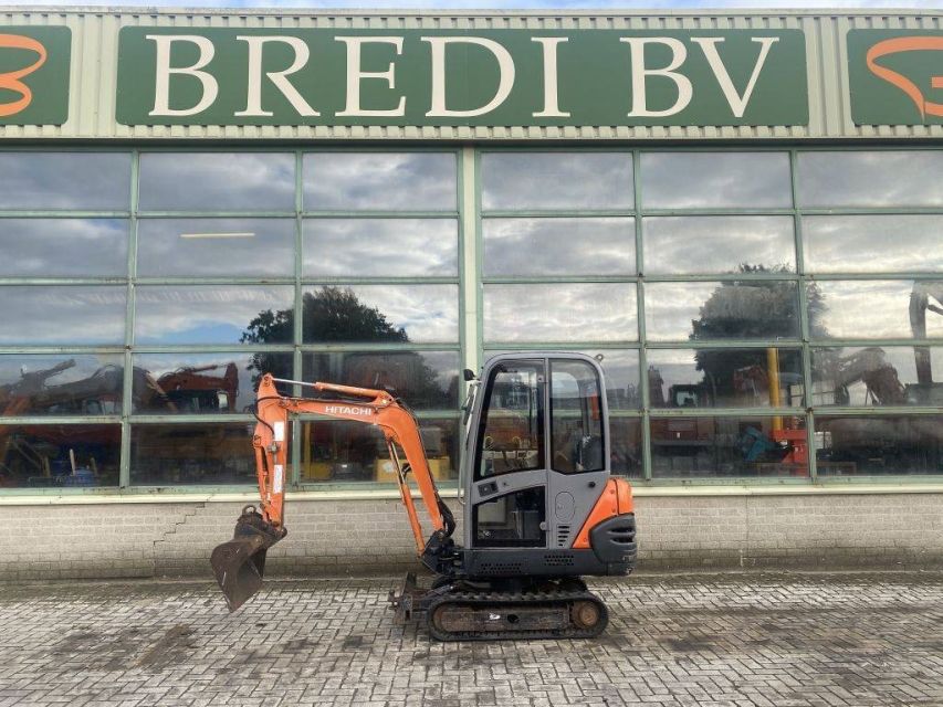 Hitachi ZX18, bouwjaar 2005 Graafmachine rups - Bredi BV