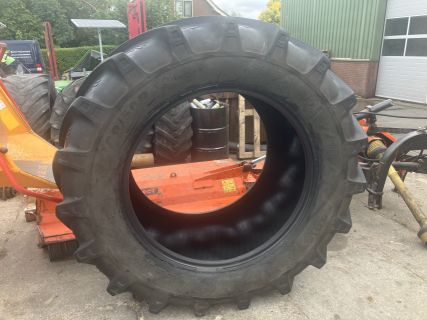 Alliance 900/50R42