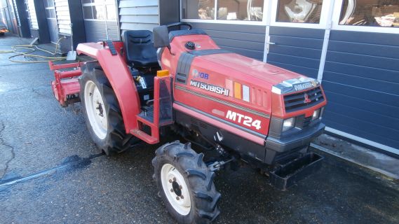 Mitsubishi T 24